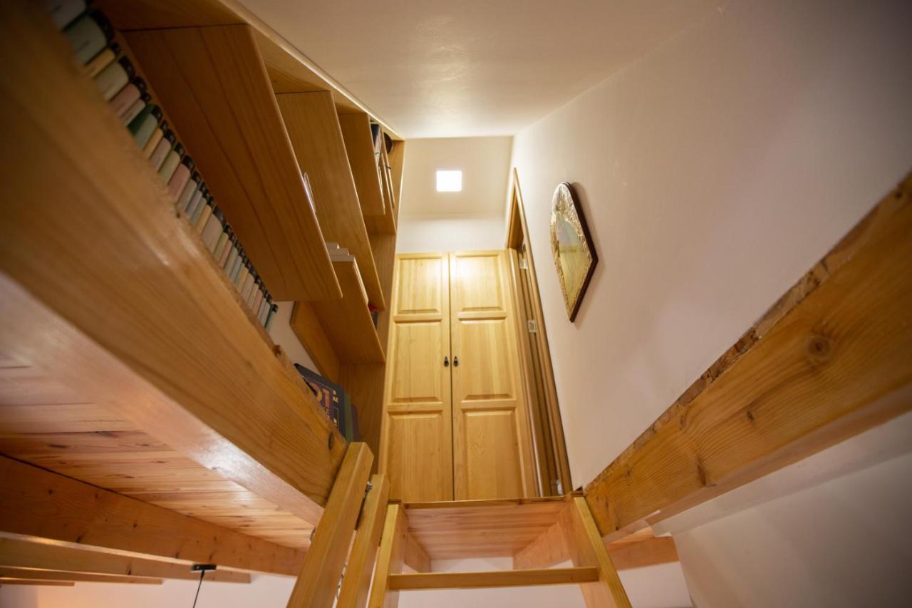 בית הארחה Nikšić 	Cozy House Ostrog מראה חיצוני תמונה